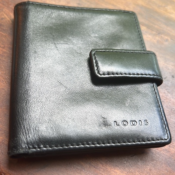 Lodis Black Leather Classy Wallet - Picture 6 of 6